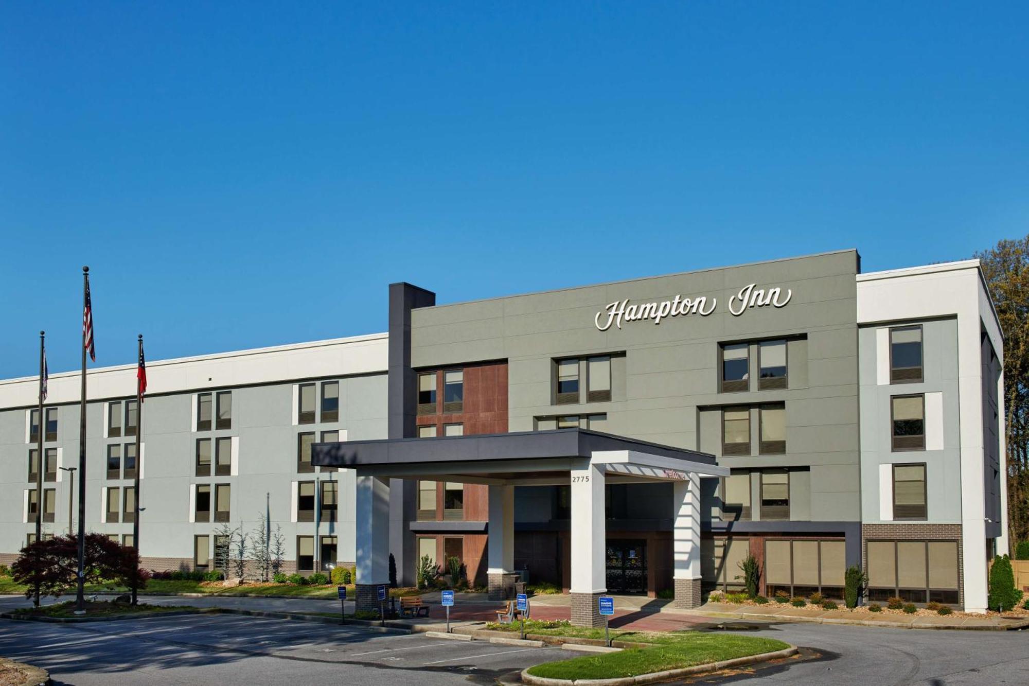 Hampton Inn Atlanta-Cumberland Mall/Cobb Galleria Area Смирна Екстериор снимка